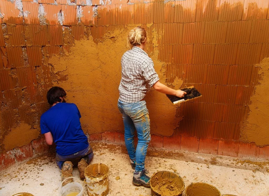 Wände können auf verschiedene Art verputzt werden